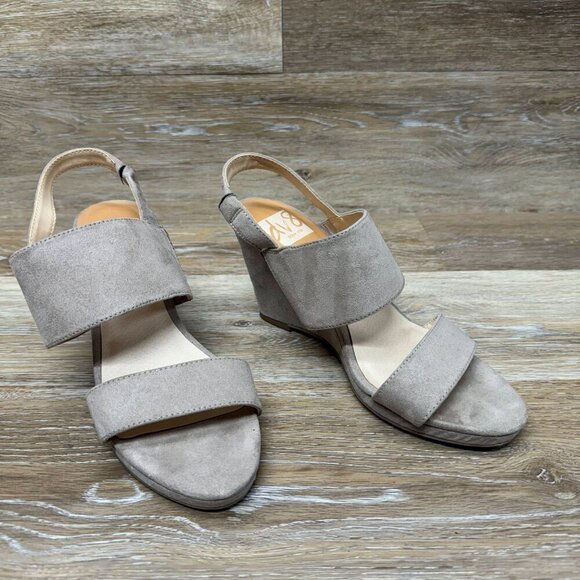 Dolce Vita DV8 Taupe Suede Wedge Sandals Women's size 7 - Picture 5 of 6